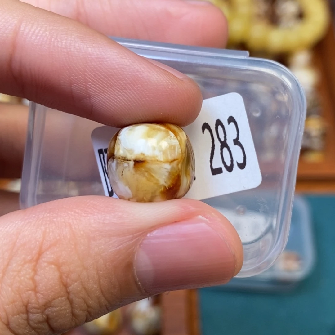 猴头核桃把件沁色圆珠老型283