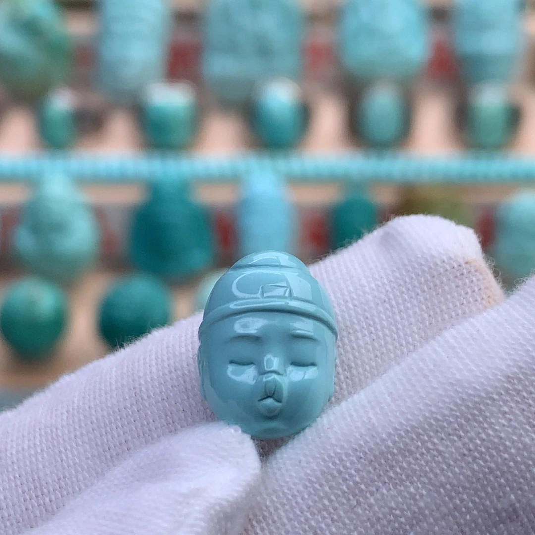 绿松石未镶嵌珠宝奇石原矿绿松石嘟嘟嘴配饰