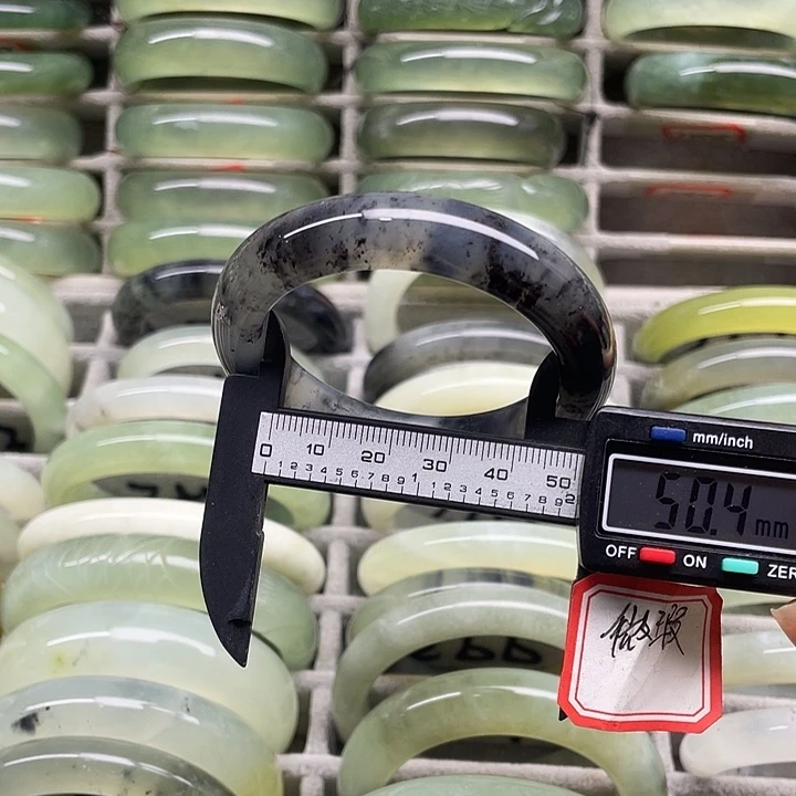 未镶嵌蛇纹石玉手镯270