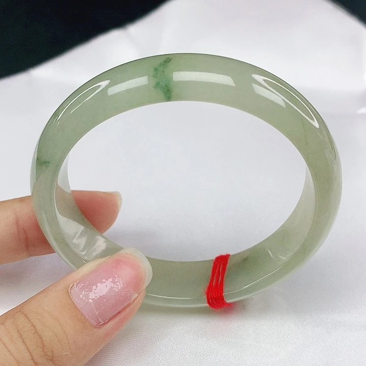 翡翠手镯未镶嵌圈52.5，4017