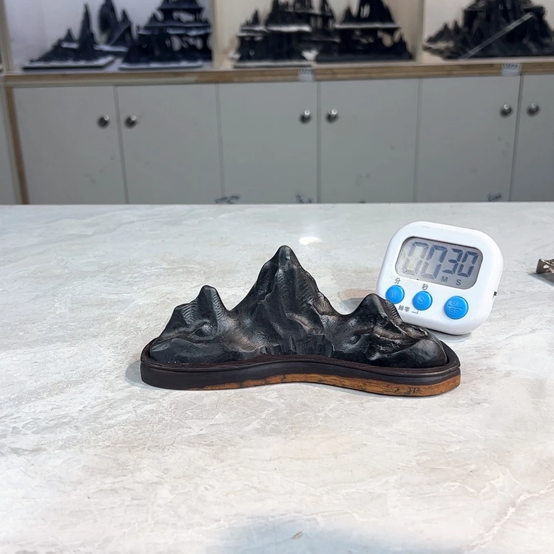 灵璧奇石博览会金奖鋳****人