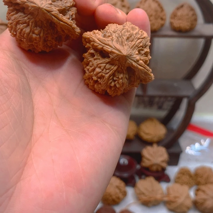 七***安吊坠文玩核桃满天星还差一点