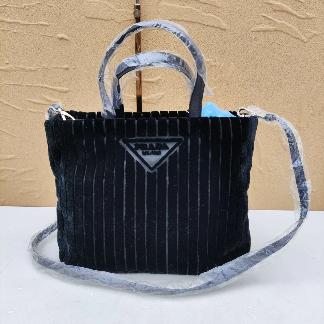 未使用 Prada/普拉达  /KIKI/单肩包/18485917