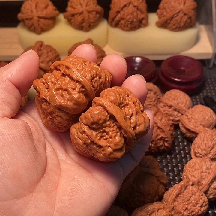 大***生文玩核桃吊坠核桃