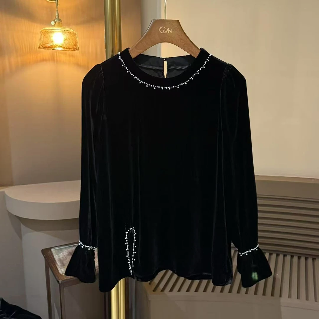 真丝丝绒小香风喇叭袖串珠减龄衫