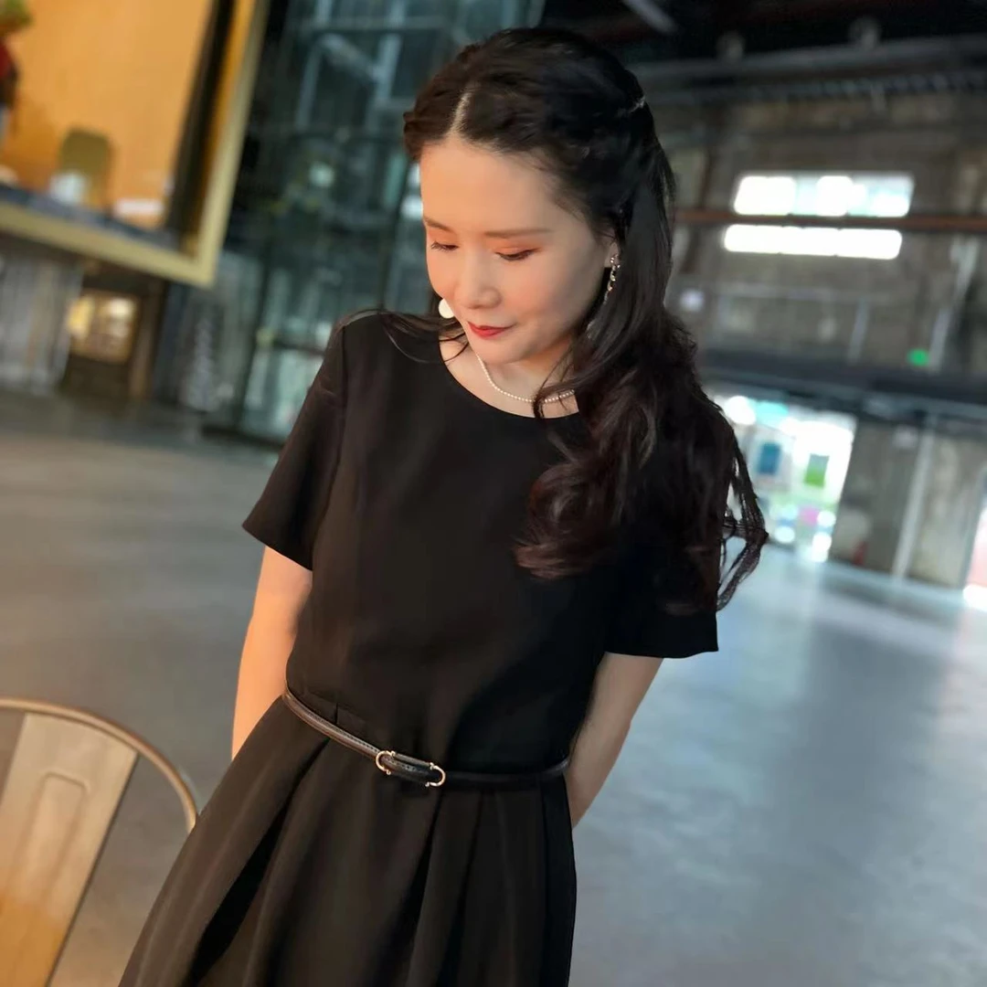 【小黑家】长92高端极简醋酸麻哑光高级收腰显瘦气质百搭连衣裙Y16