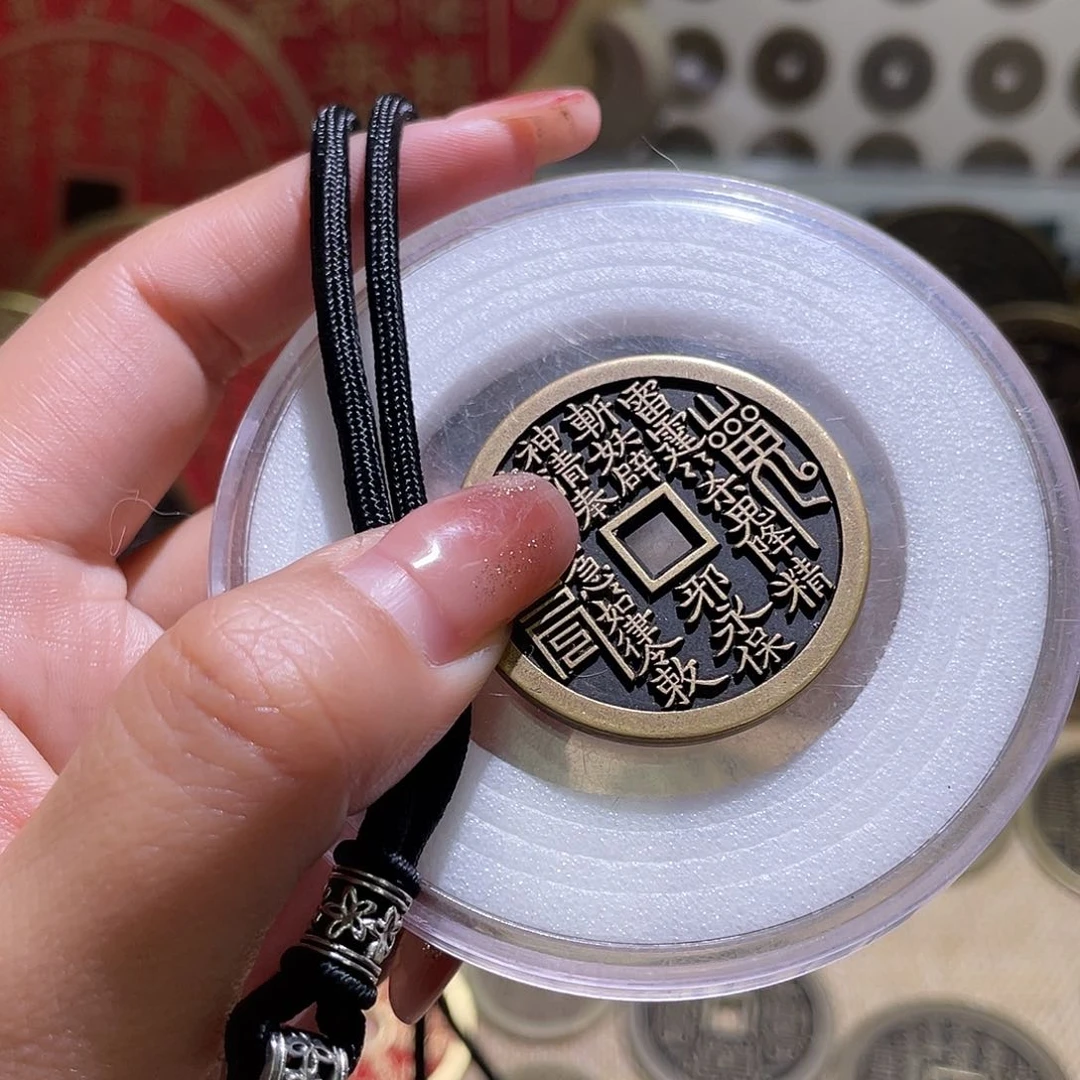 铜铜现代仿制工艺品雕母花钱