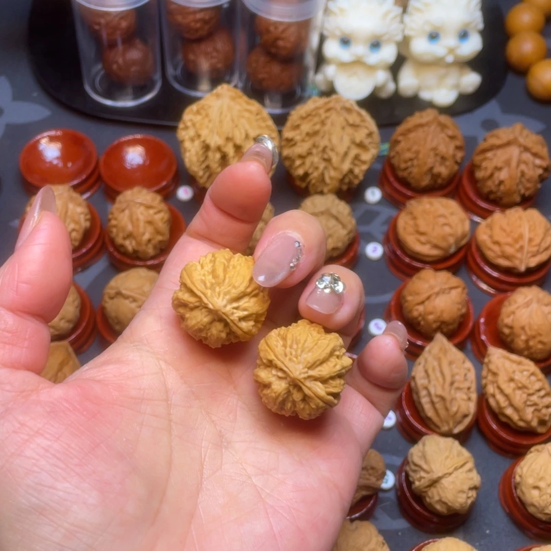 文玩核桃把件?**酱南瓜墩