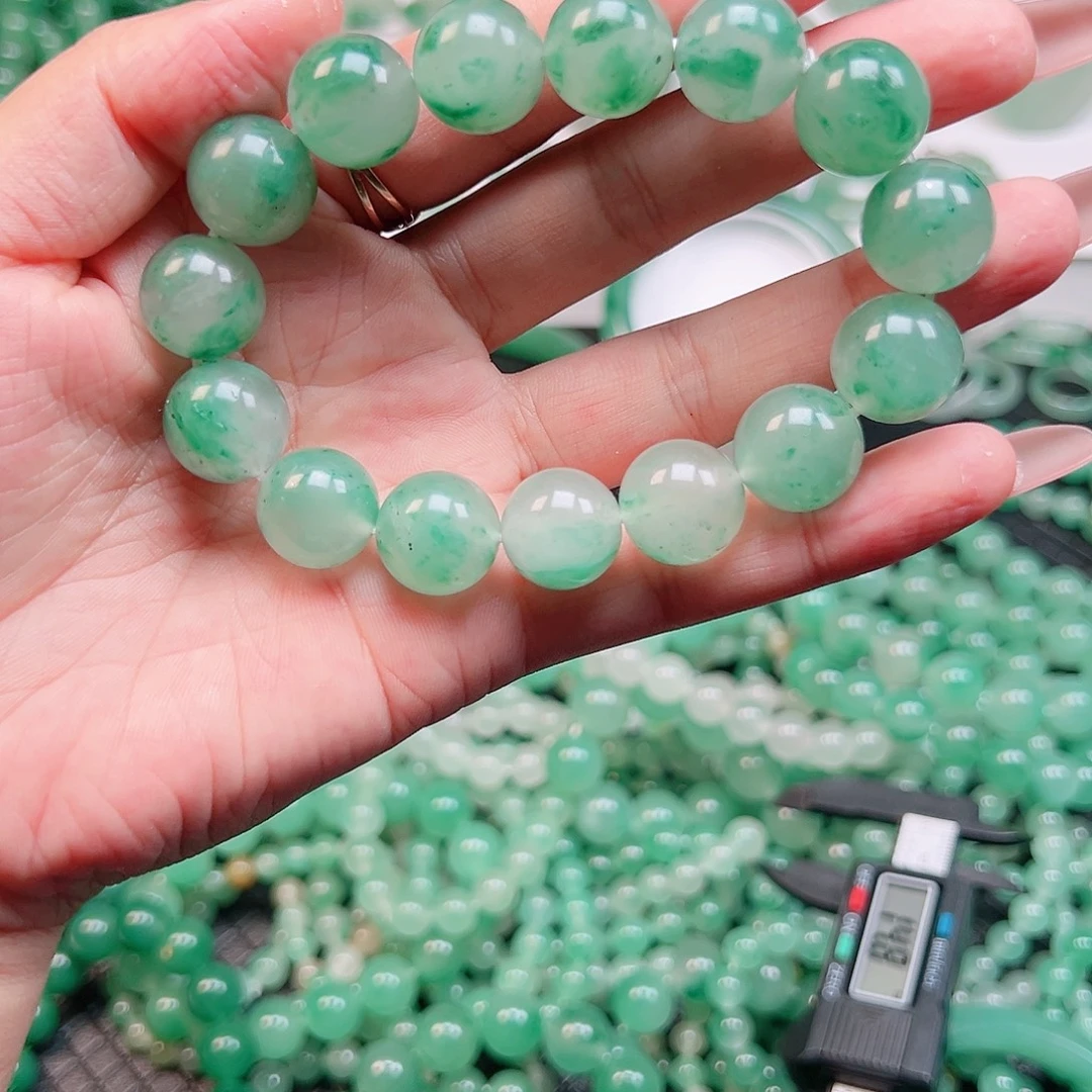 未镶嵌手链石英质玉（非洲翠）