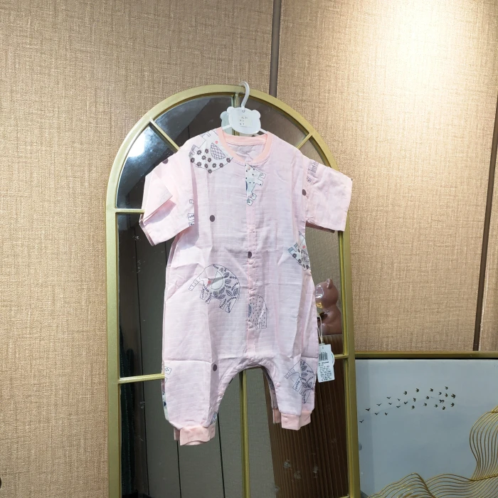 AC190   宝宝粉色短袖棉纱分腿睡袋