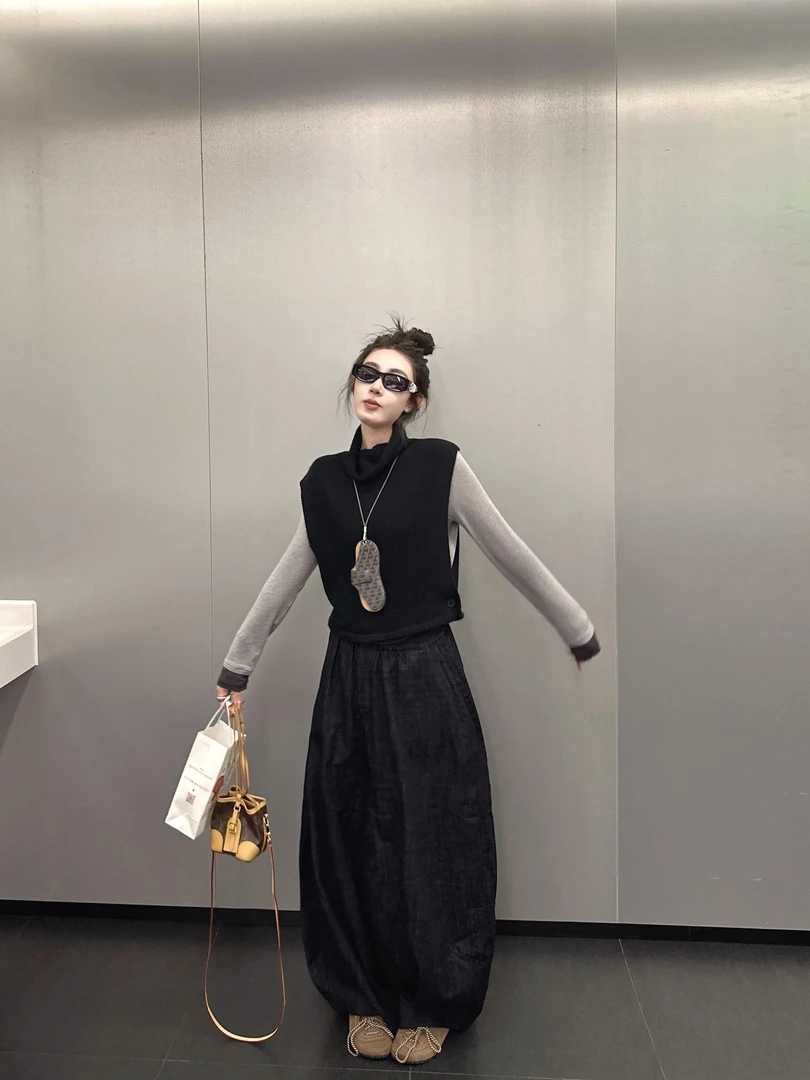 2025秋季新款韩系穿搭打底衫上衣针织马甲休闲阔腿裤时尚三件套女