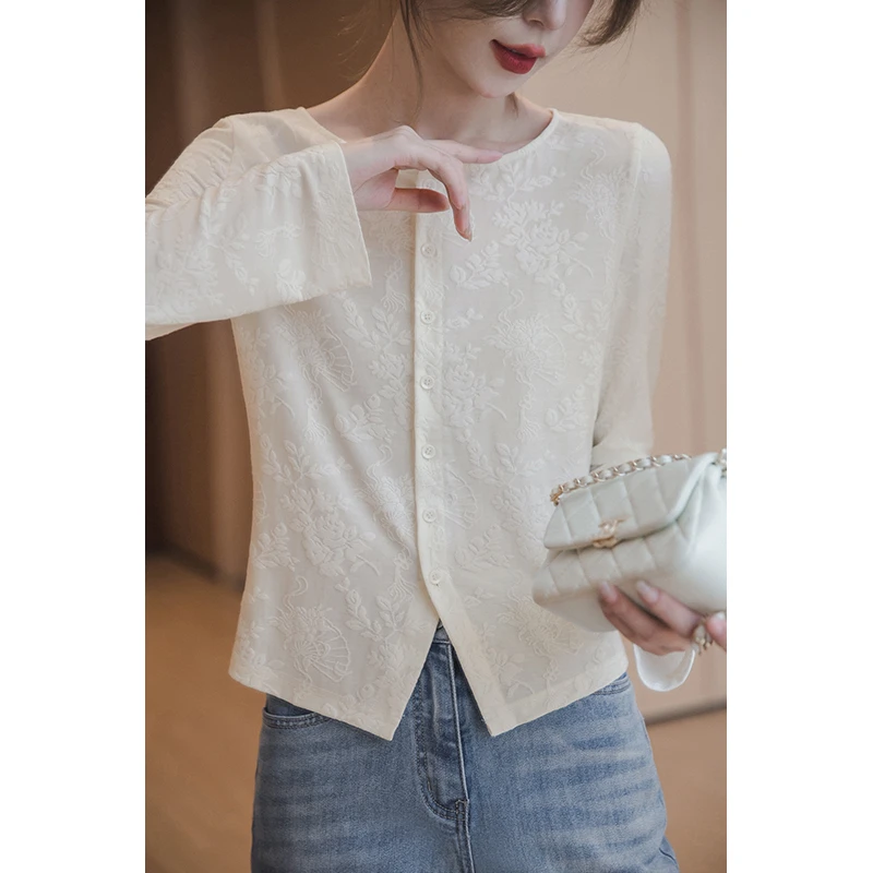 小谷粒花影开衫 蕾丝面料 提花肌理 修身