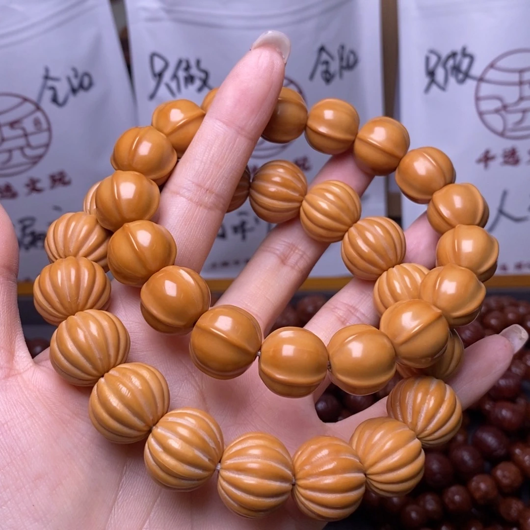 猴头核桃手串瓜珠鲨鱼