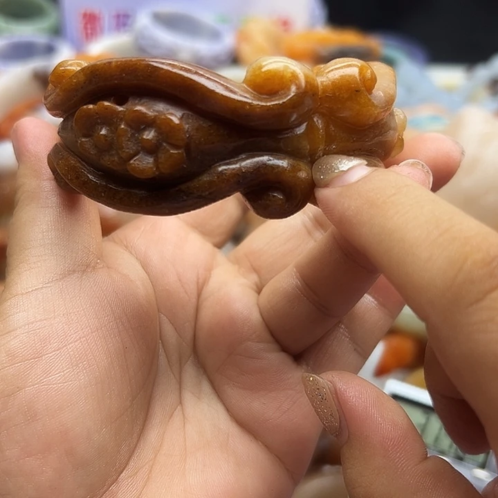 石英岩玉手镯未镶嵌梅**莎