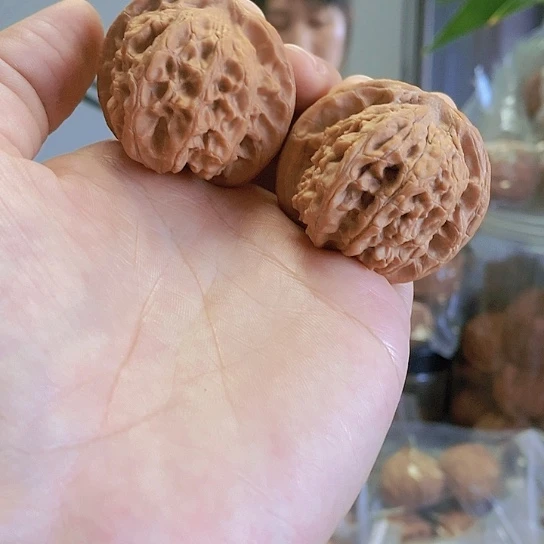 【闪购商品】把件文玩核桃40红皮凤眼小众