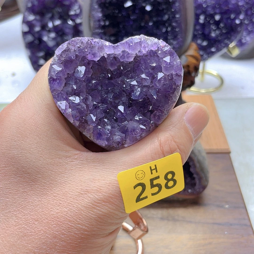 紫晶大型摆件（非配饰）未镶嵌