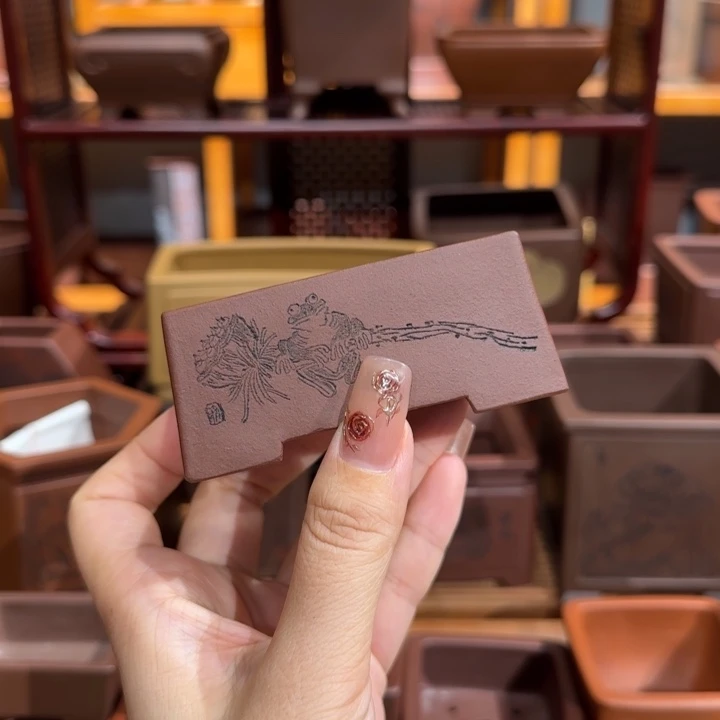 紫砂花瓶长7宽3.5深度2.5