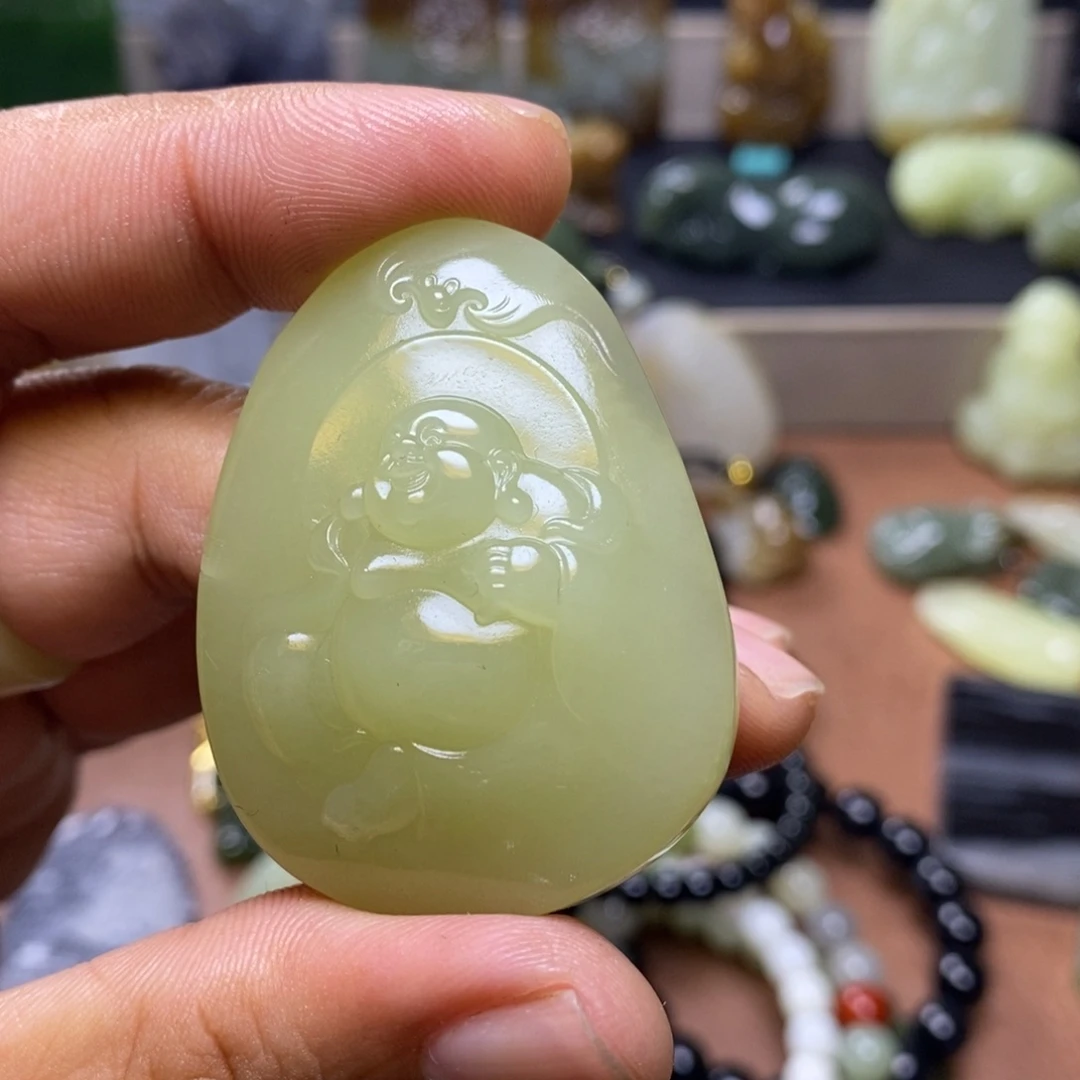 颈饰未镶嵌和田玉