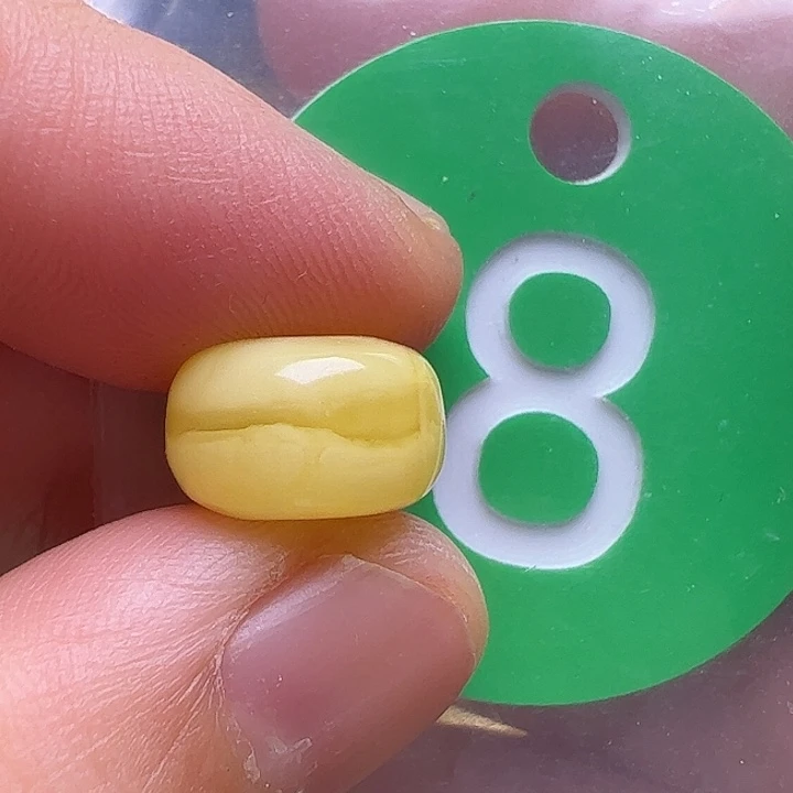 未镶嵌蜜蜡裸石微瑕11.3m m