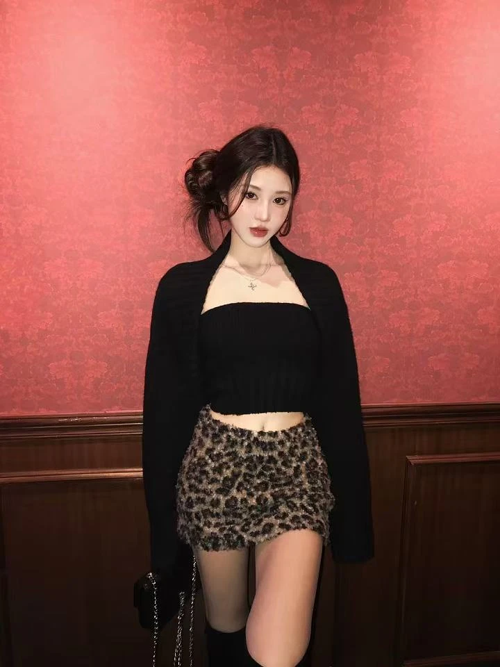 不冷BULENG【中古小奶豹】半身裙女毛绒感豹纹短款裙子包臀半裙