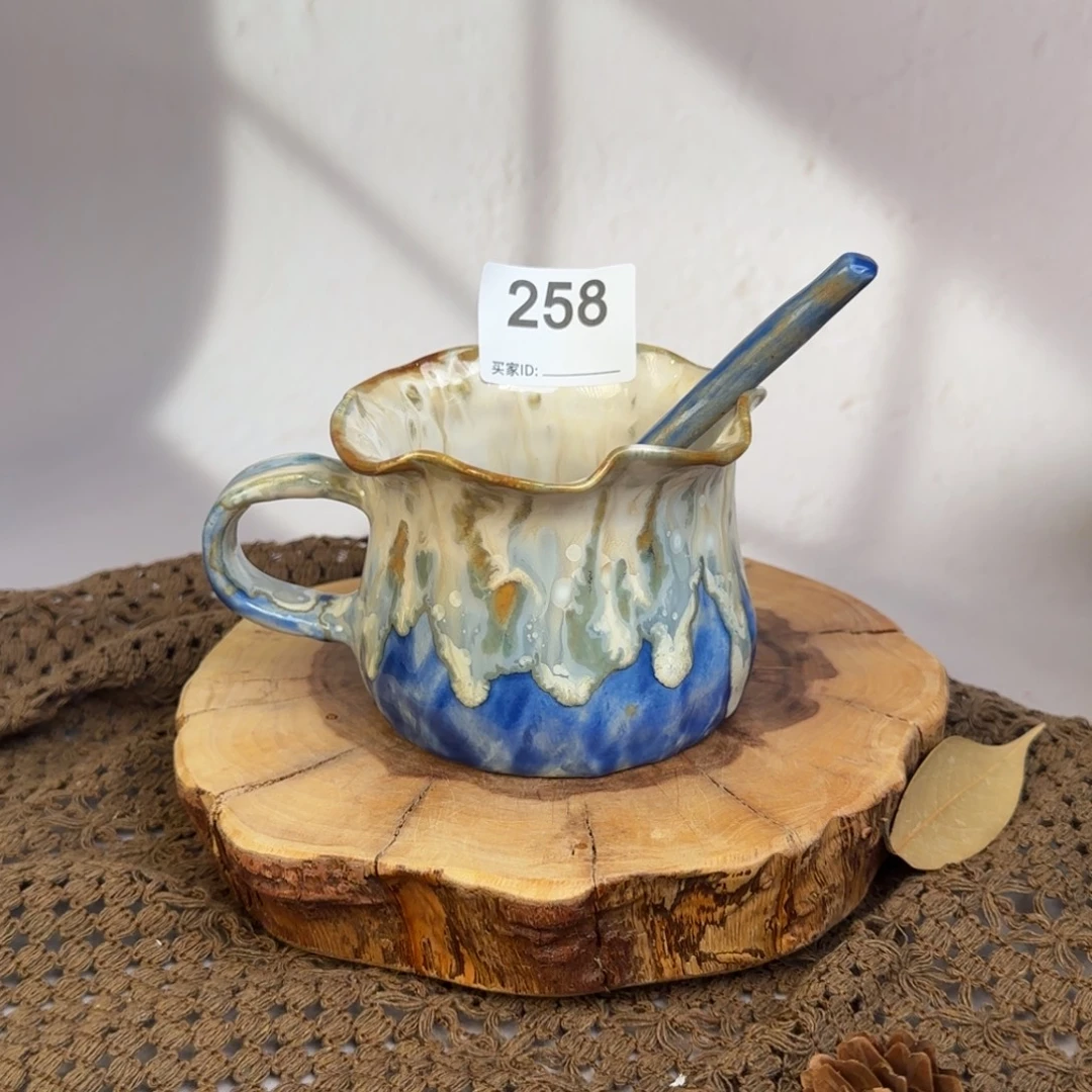 景德镇陶瓷艺术手走杯