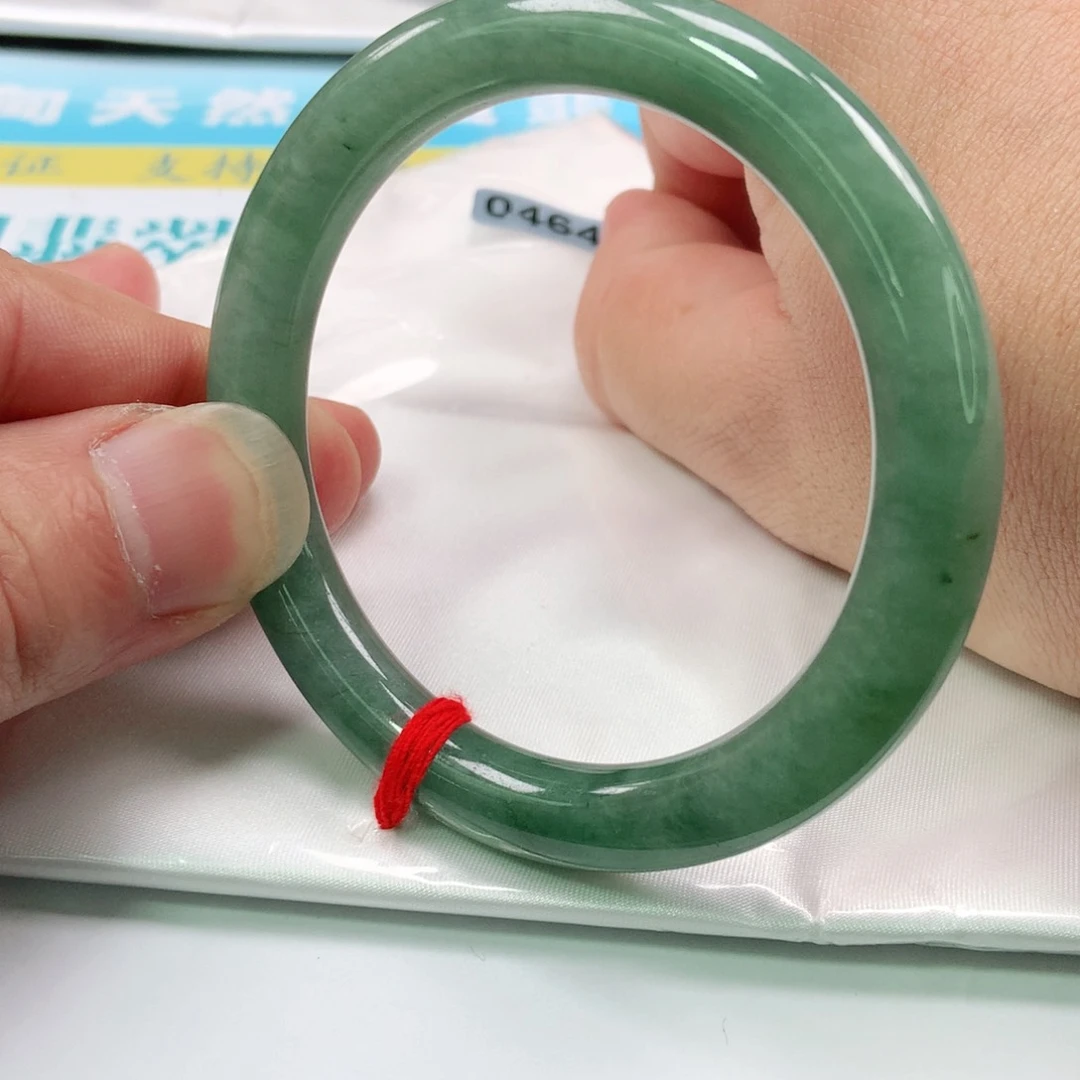 翡翠手镯未镶嵌0464号