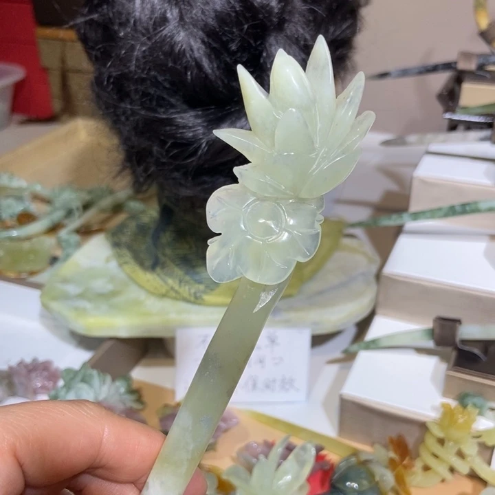 蛇纹石玉发饰未镶嵌