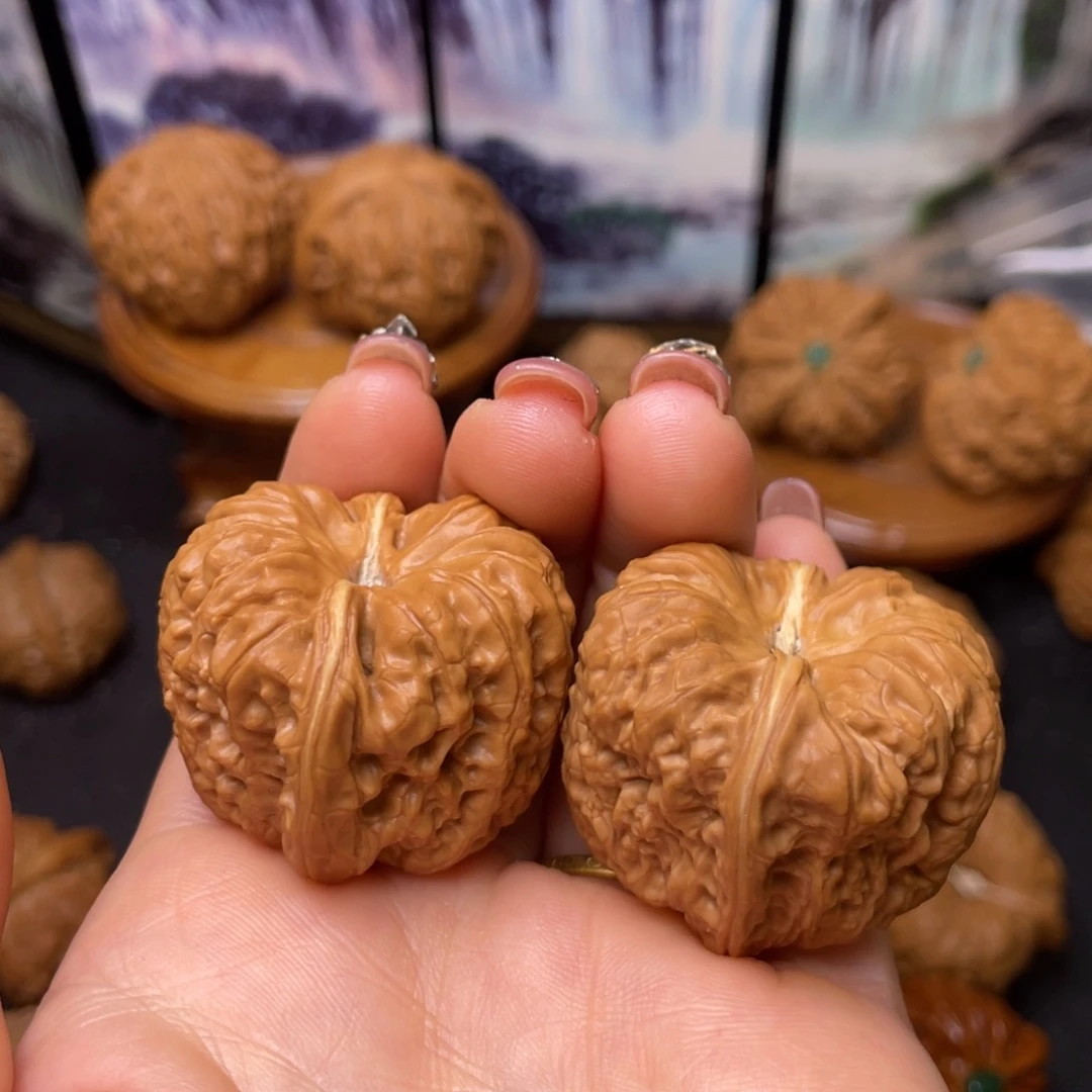 文玩核桃把件35平谷凹底