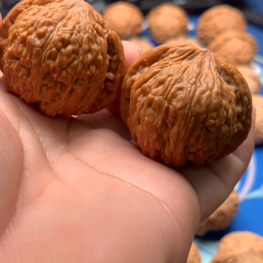 【闪购商品】文玩核桃吊坠泥鳅40