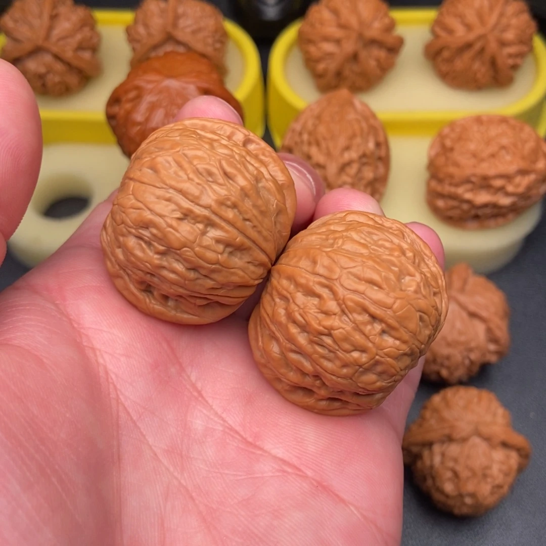 文玩核桃把件平谷锤王38