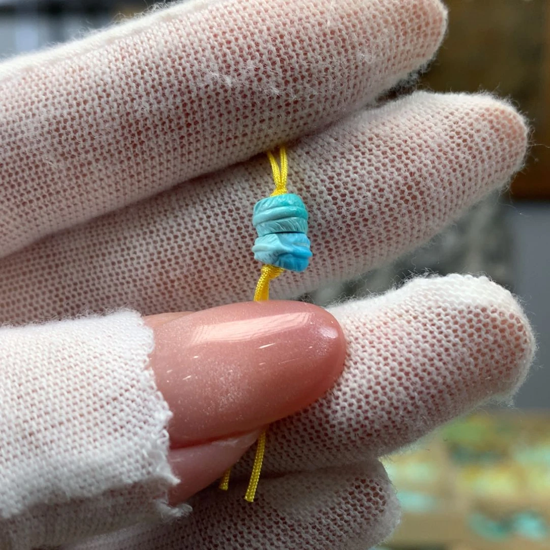 绿松石未镶嵌挂件