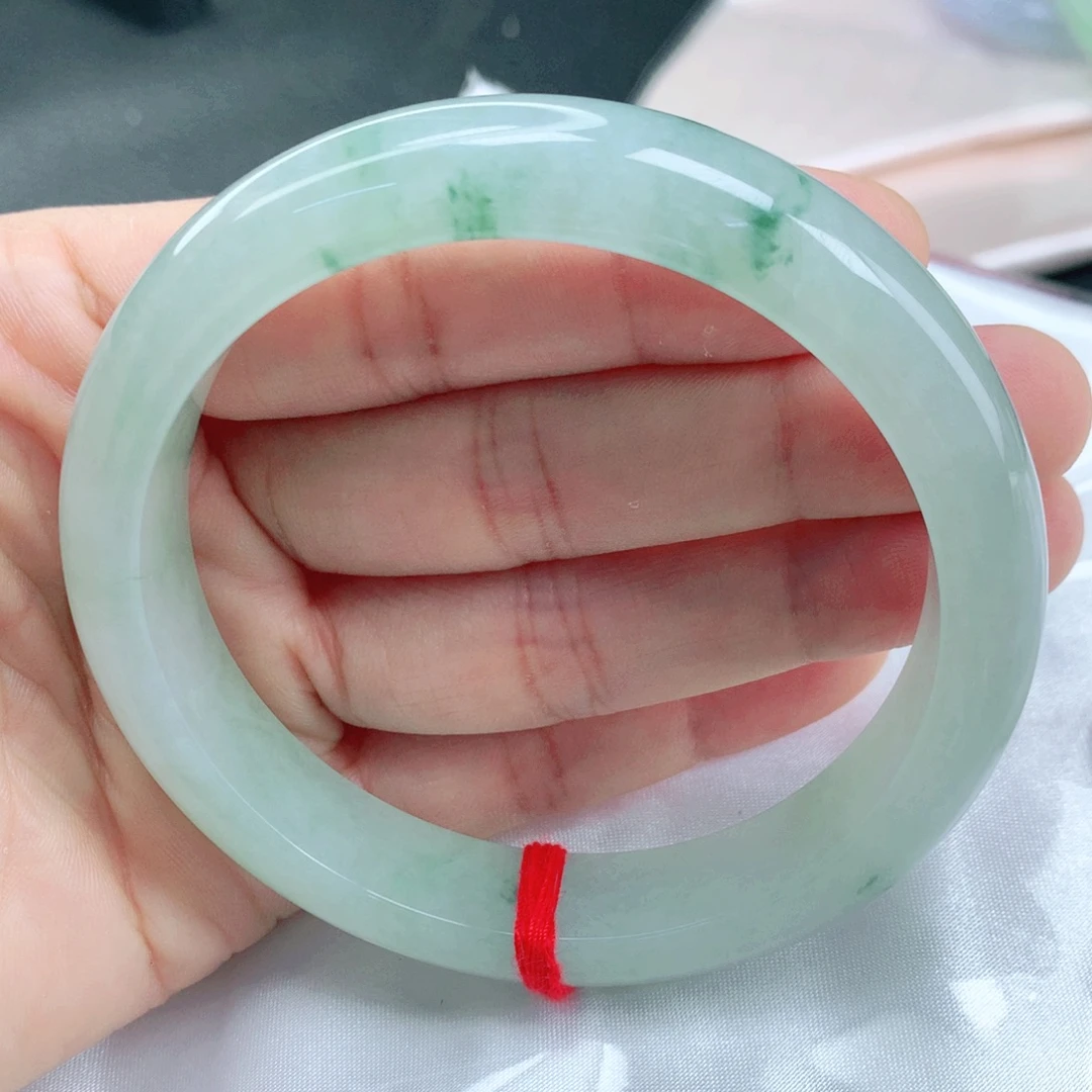 翡翠未镶嵌手镯63大圈口飘花翡翠手镯