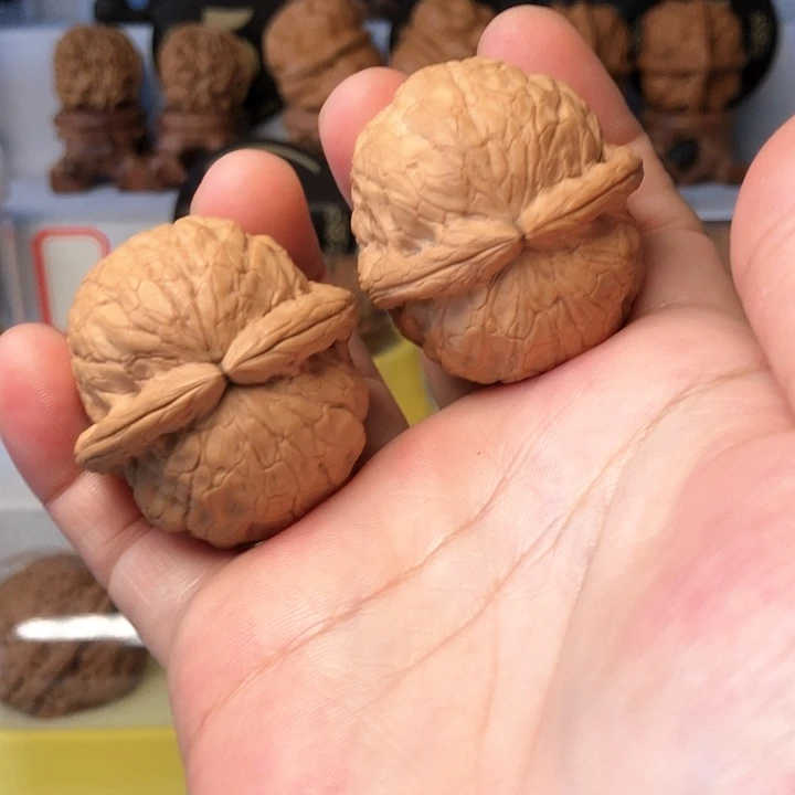 文玩核桃吊坠云南铁核桃