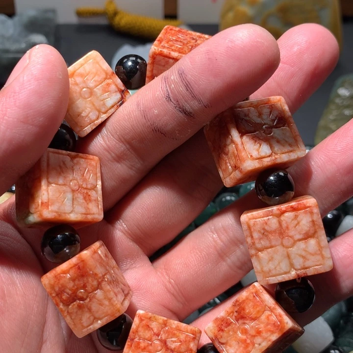 翡翠未镶嵌颈饰保真天然a货翡翠