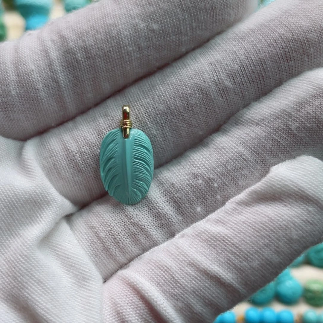 绿松石珠宝奇石18K金镶嵌