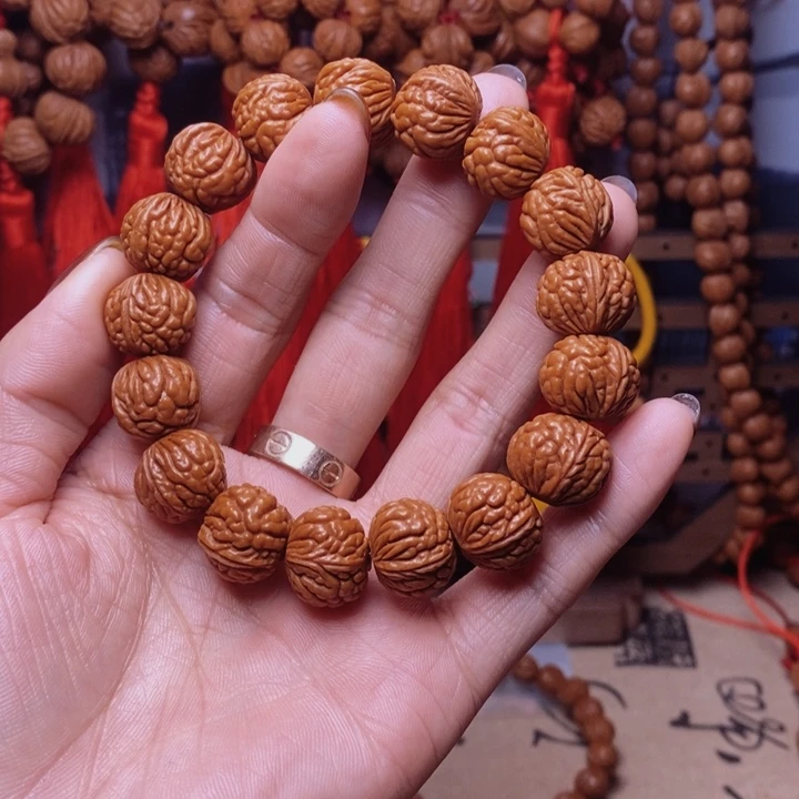 桃核吊坠龙纹桃枭