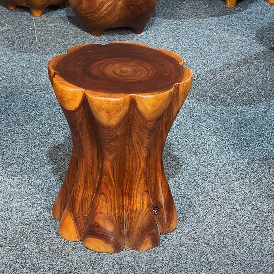 12 号香樟木尺寸：33-33-40cm