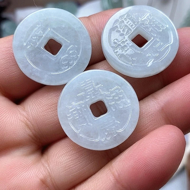 翡翠未镶嵌吊坠(不含链)一个60