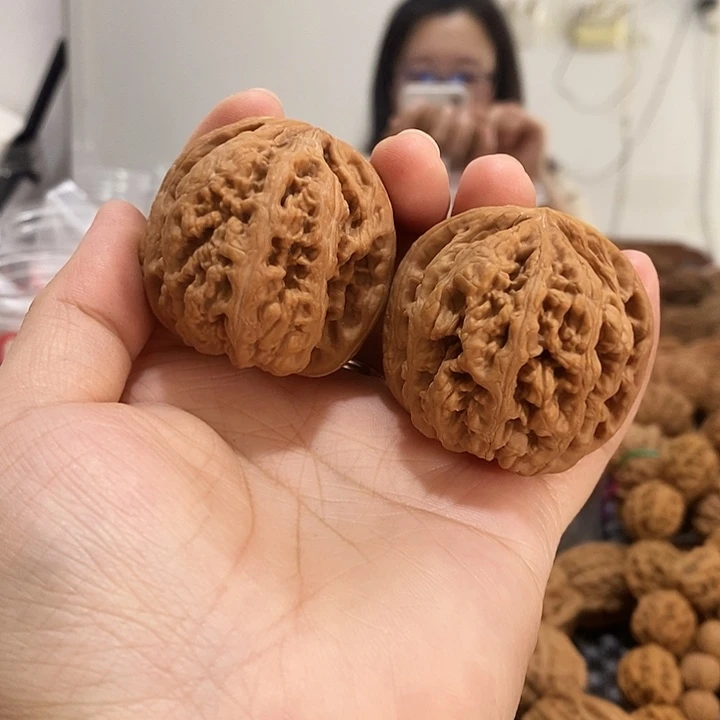 文玩核桃吊坠粗筋42有修