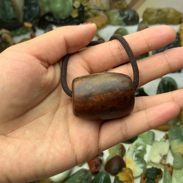 岫岩河磨玉（透闪石质玉）挂件未镶嵌