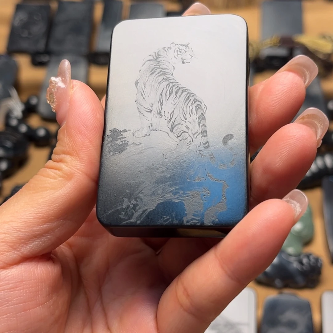 西***吃和田玉（墨玉）未镶嵌手链