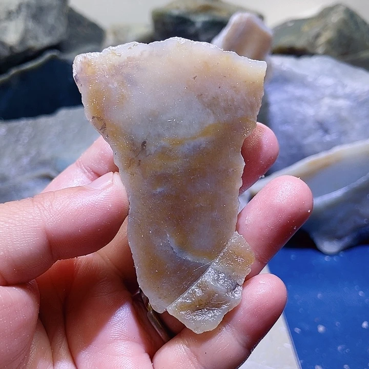 和田玉未镶嵌珠宝半成品