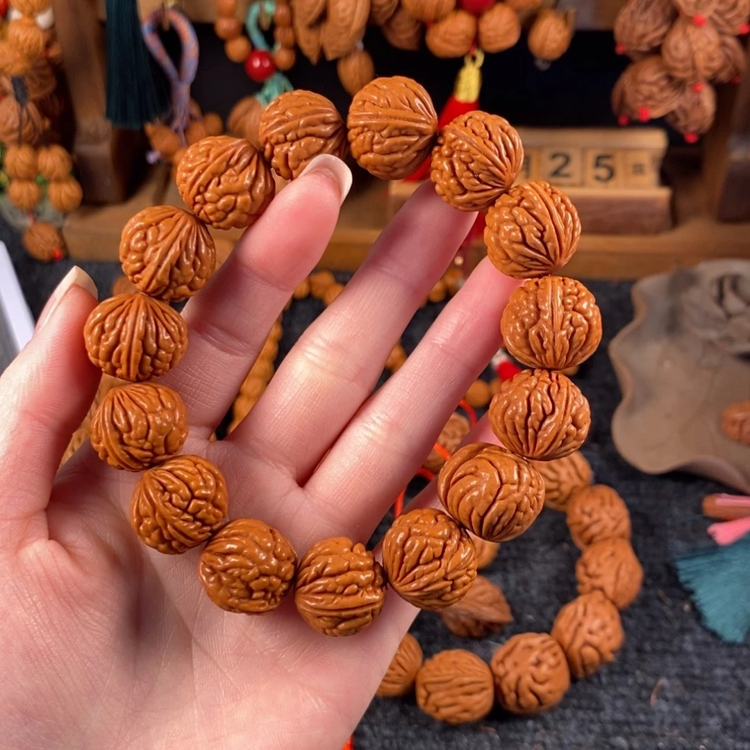 吊坠桃核桃枭手串