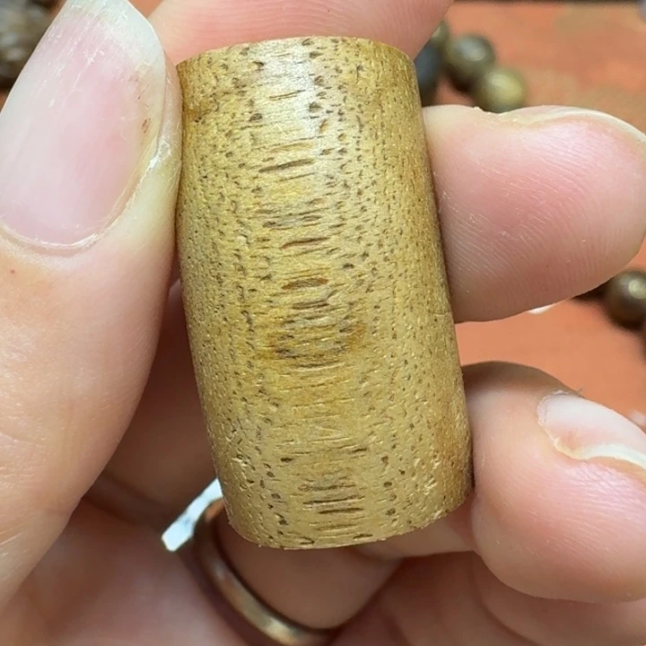 大叶紫檀（黑酸枝木类）
