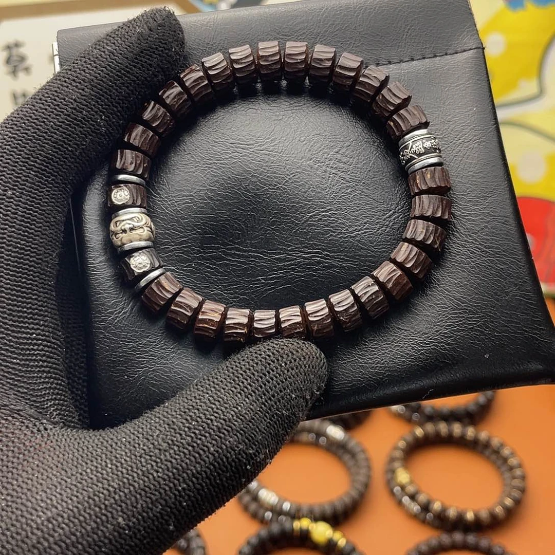 椰蒂手串9吞噬双配饰上上签