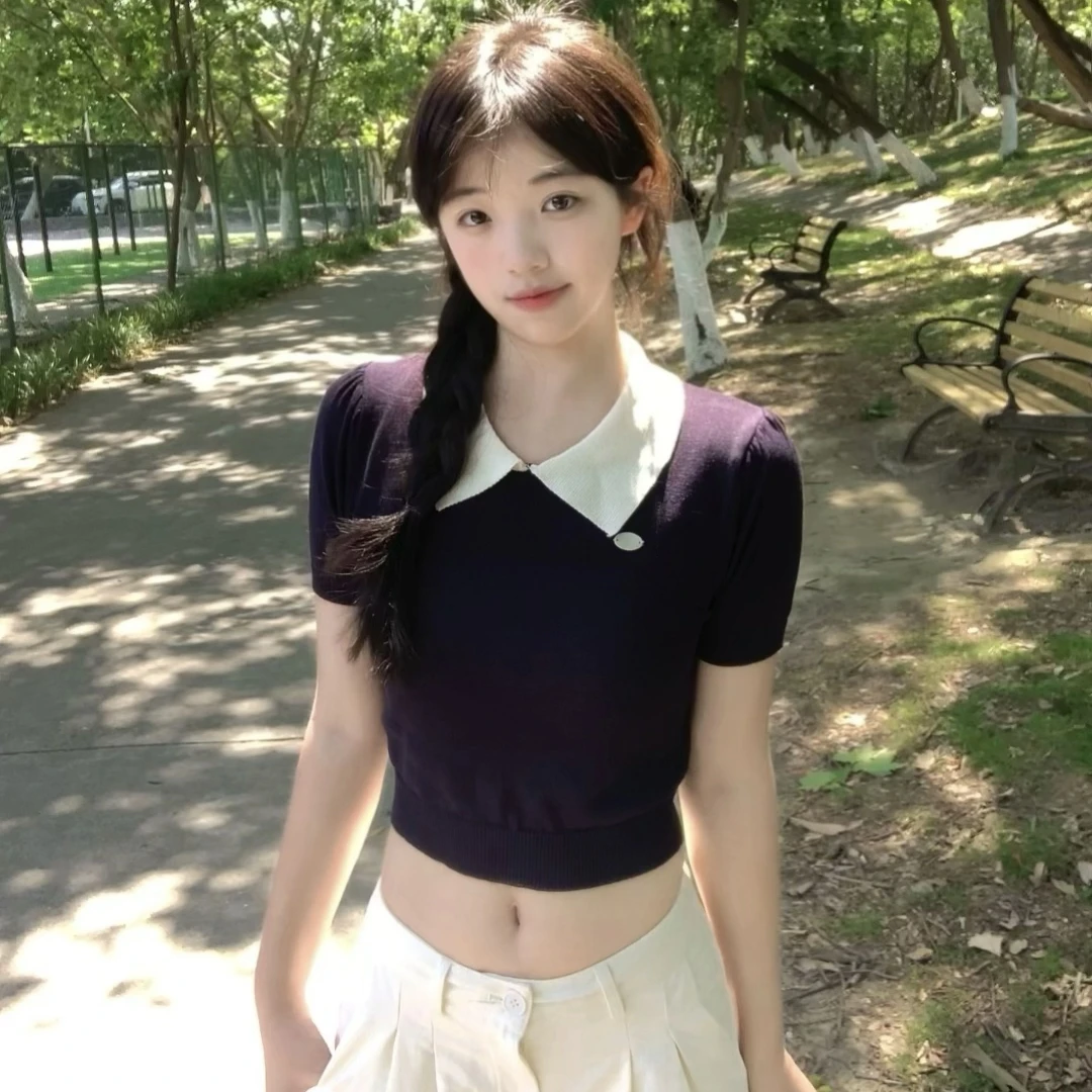 小狗耶耶 小众针织polo衫女短袖显瘦休闲女藏青色拼接短款