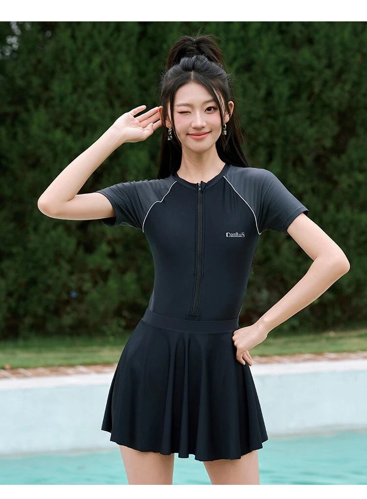 916夏季大码女裙式竞速潜水服遮肚显瘦防走光遮肉保守泳装