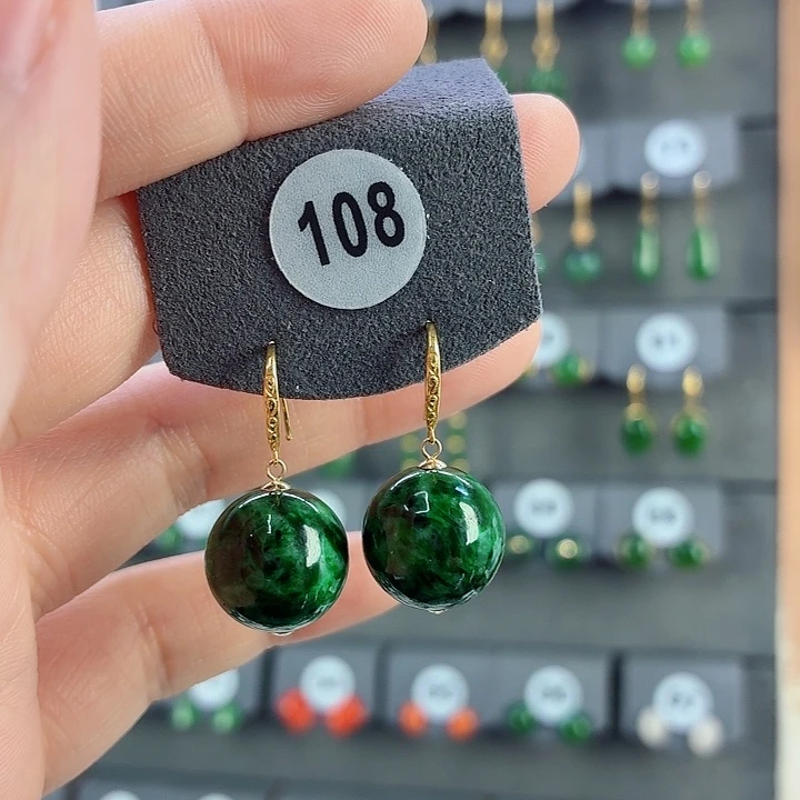 翡翠18K金镶嵌耳饰