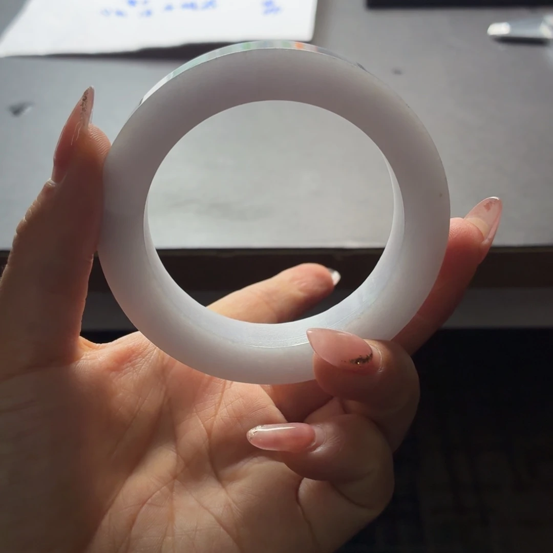 用***4定制翡翠未镶嵌翡翠