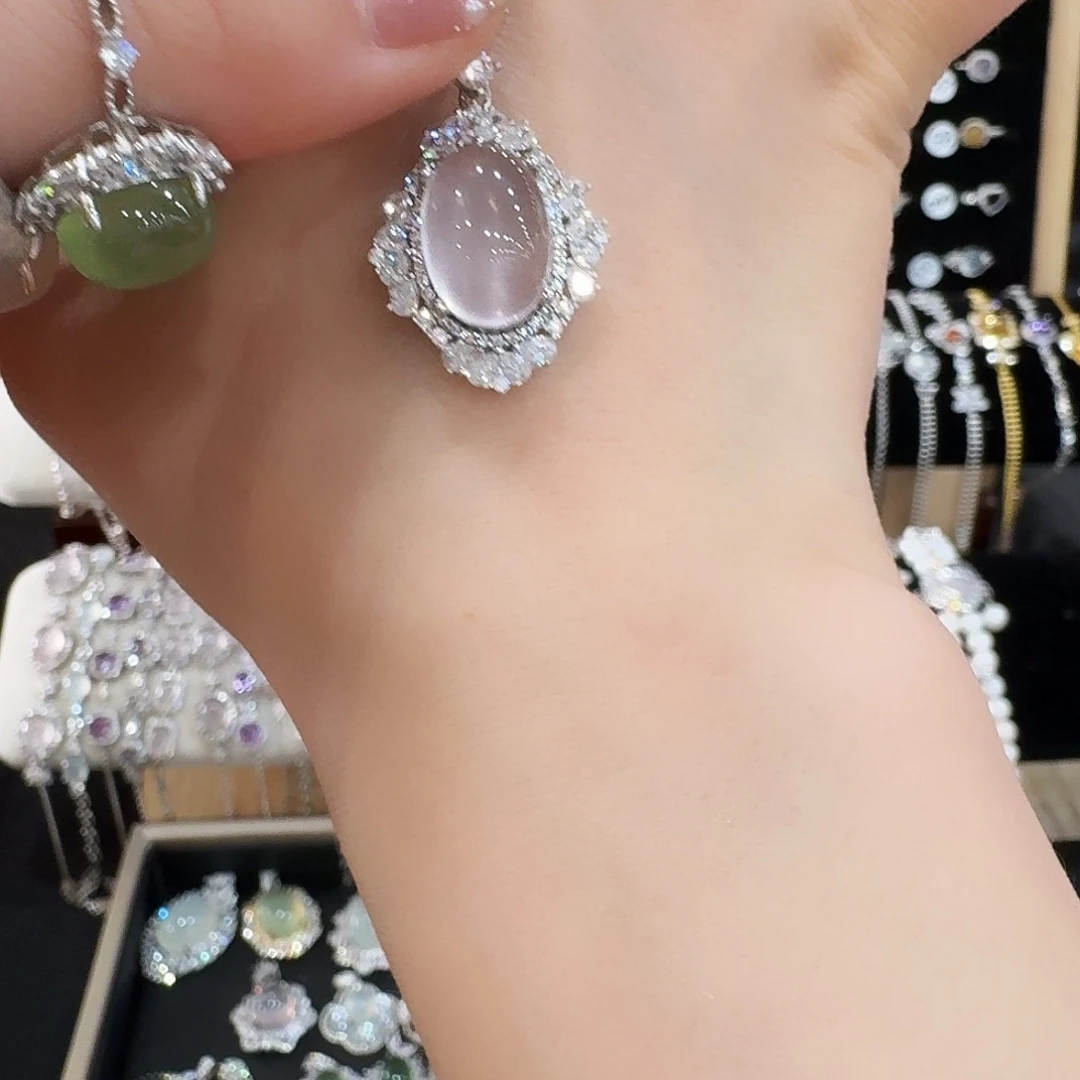 银S925镶嵌吊坠(不含链)芙蓉石噜****露